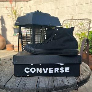 Men’s size 10.5 converse